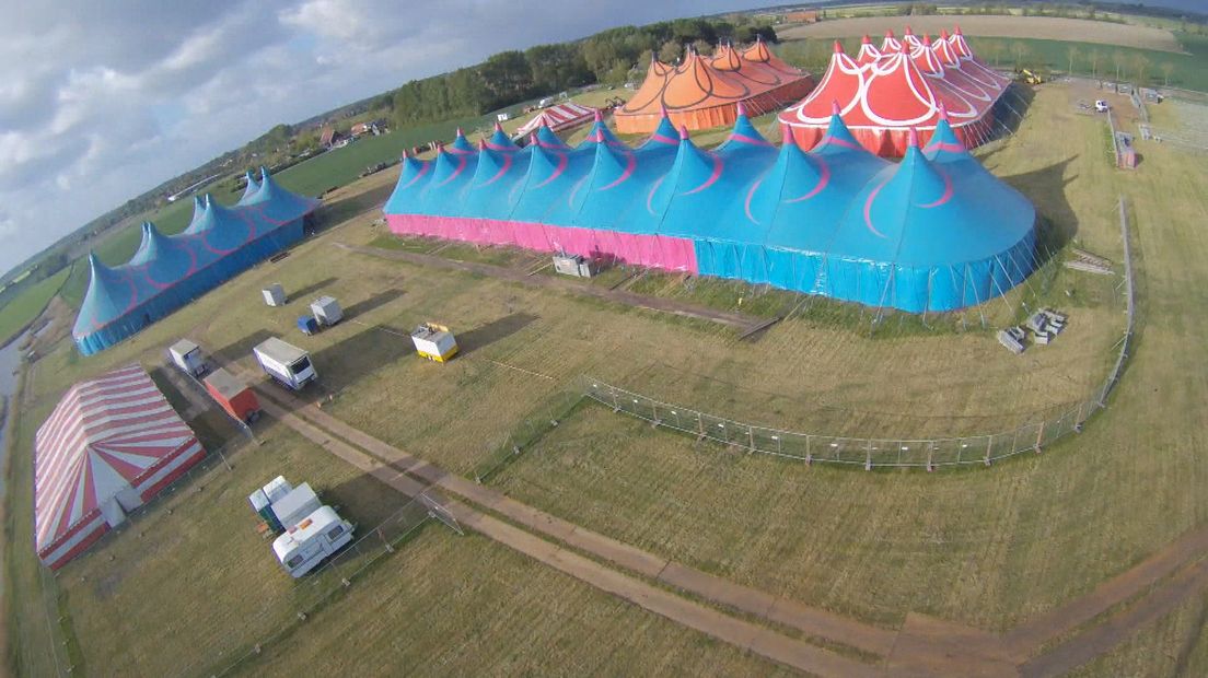 Het festivalterrein van Hrieps vanuit de lucht