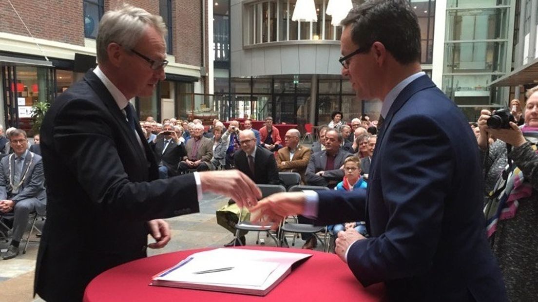 Nieuwe burgemeester aan de slag in Vlissingen (video)
