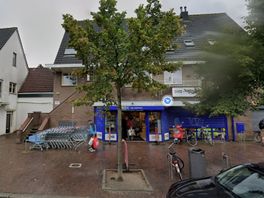 Winkeldief steekt in supermarkt mensen die hem proberen te stoppen | Twee Rotterdammers aangehouden voor wapen- en drugsbezit
