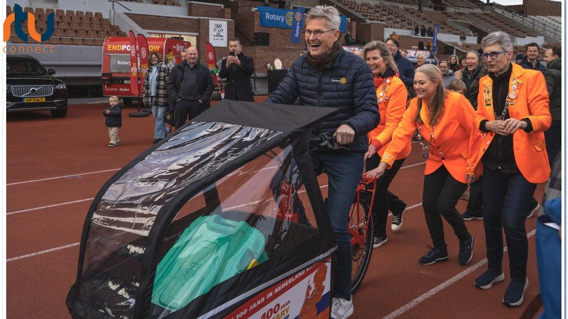 De estafette begon 28 januari in het Olympisch stadion