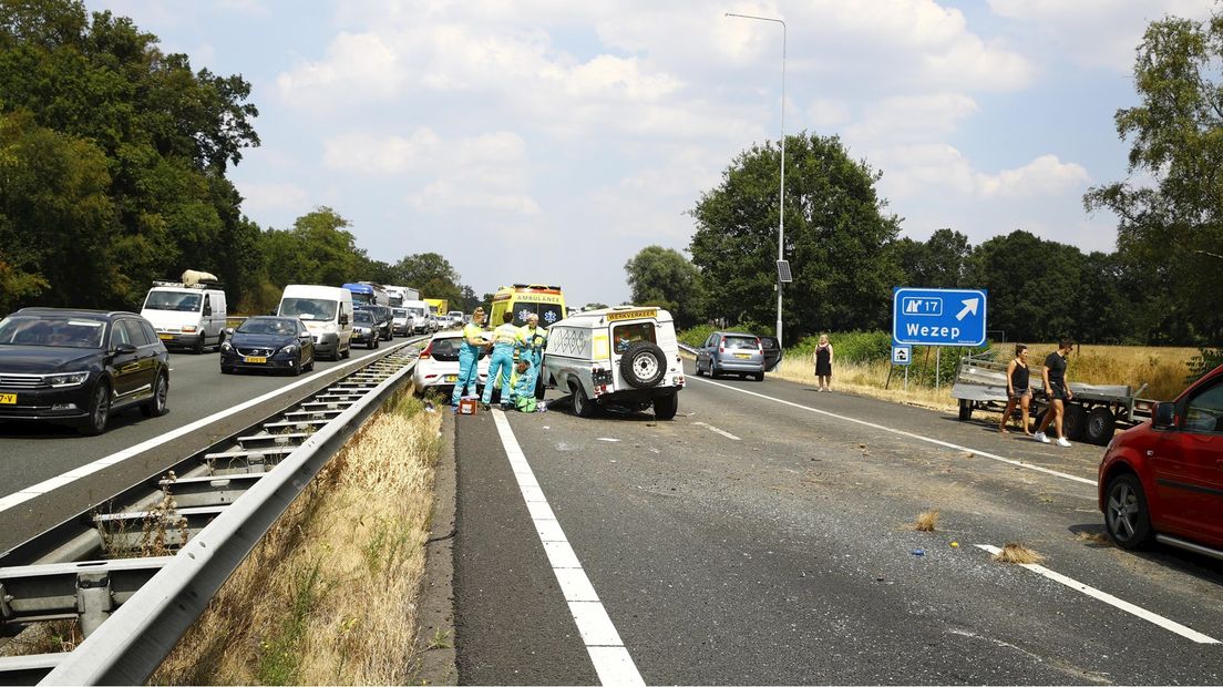 Chaos op A28 na ongeval