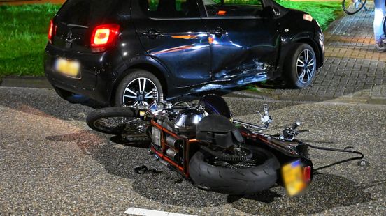 Aanrijding met motor in Vianen. Aanrijding met motor in Vianen.