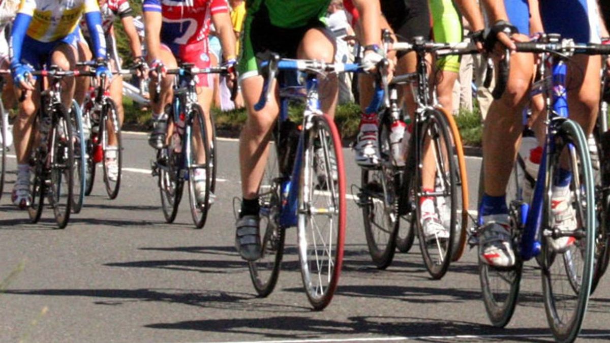 Kasseienomloop van Exloo beslist door Elmar Abma