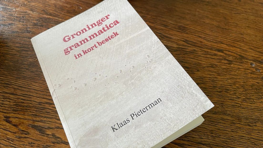 Het boek van Klaas Pieterman over Groningse grammatica