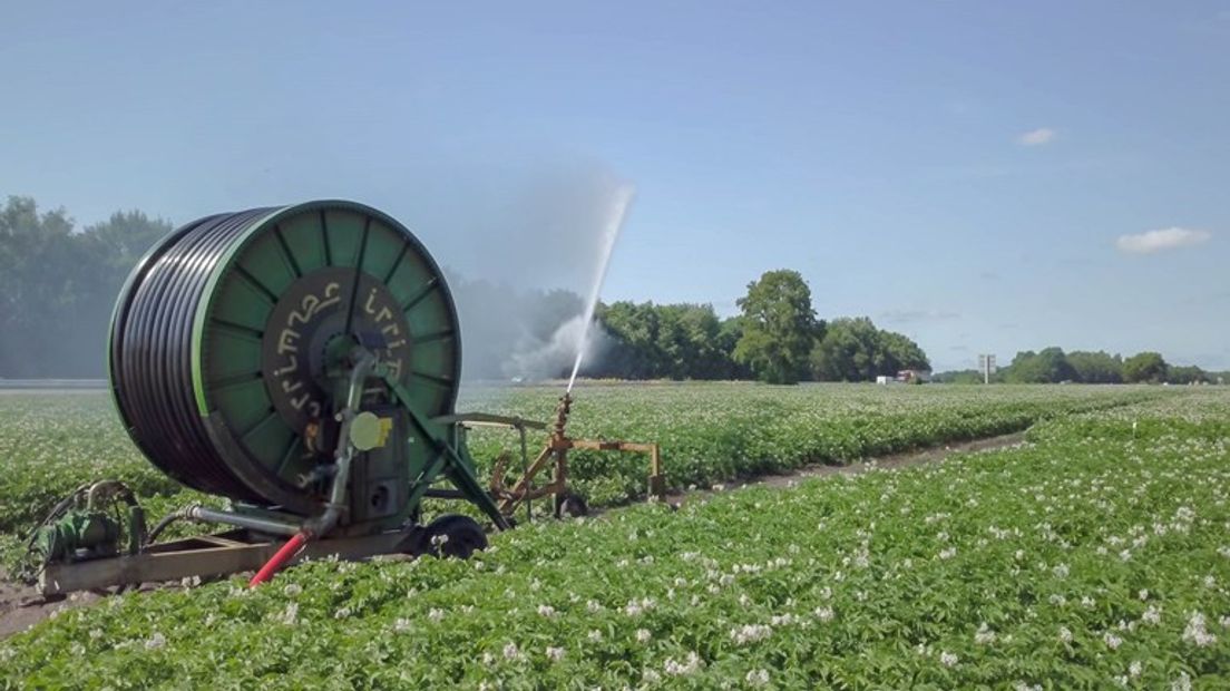 Er zijn tien boetes uitgedeeld door waterschap Vechtstroom (Rechten: RTV Drenthe)