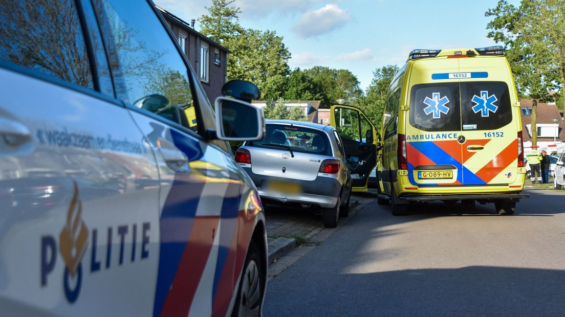 De politie en een ambulance rukten uit naar de Raaphorstpolderweg