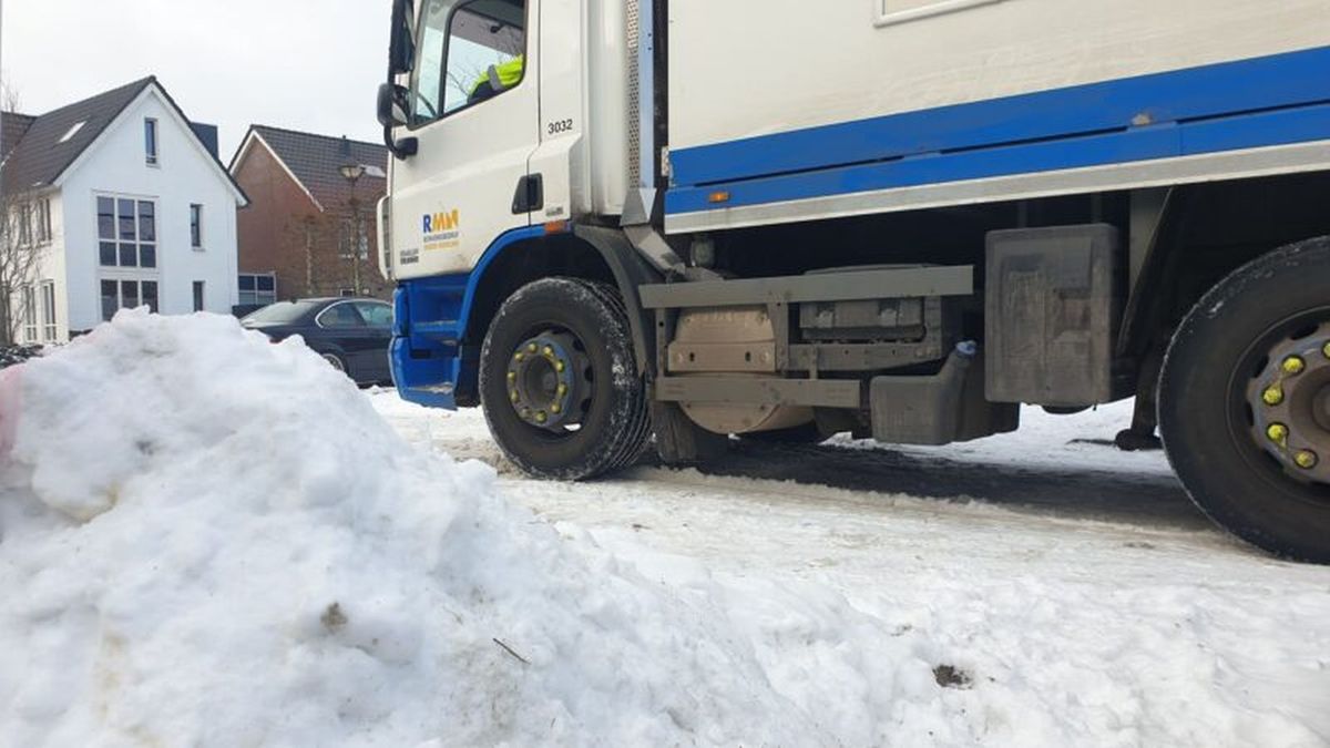 Sneeuw en gladheid hinderen vuilophaaldienst