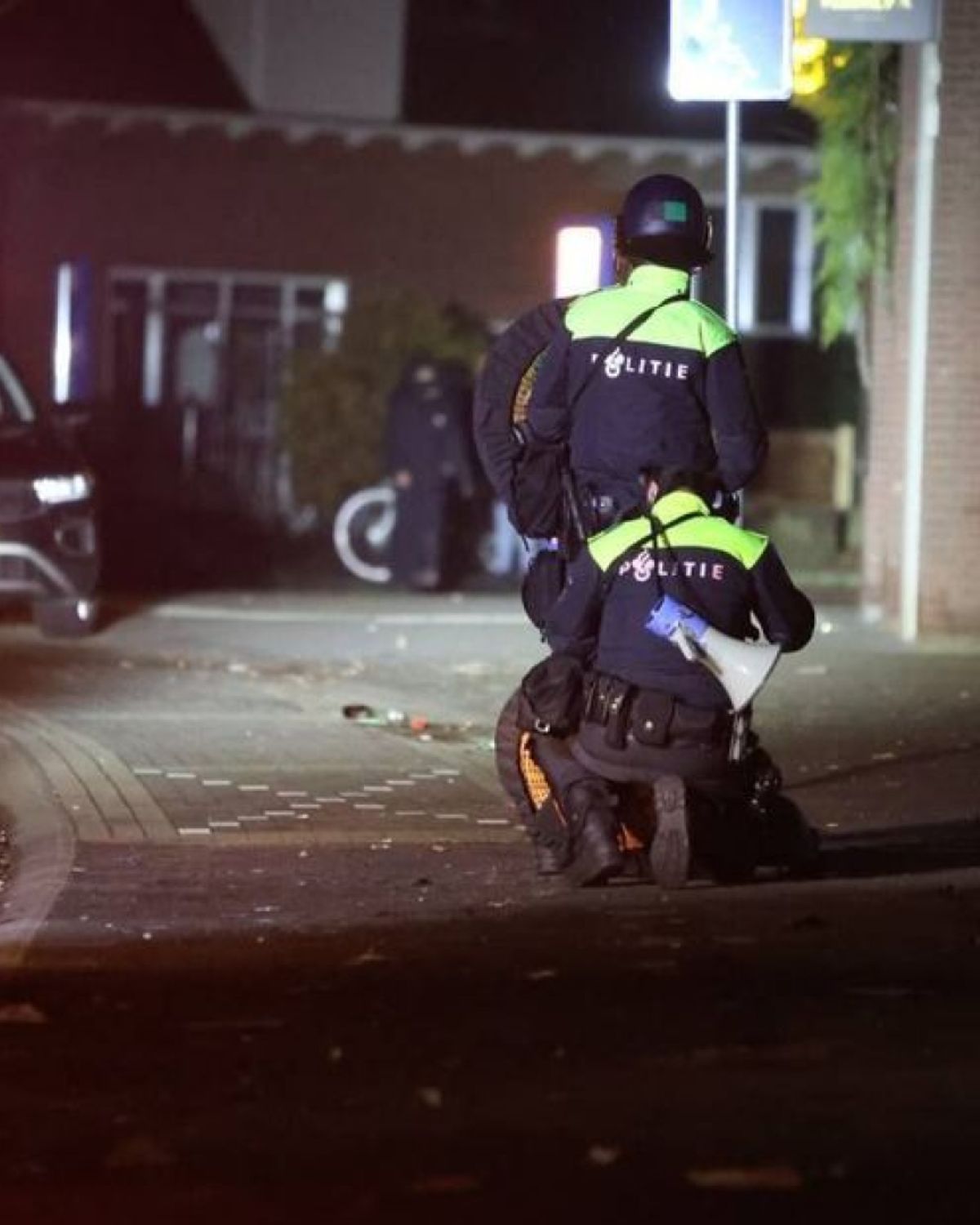 Agenten Doen Aante Van Poging Tot Doodslag Omroep Gelderland