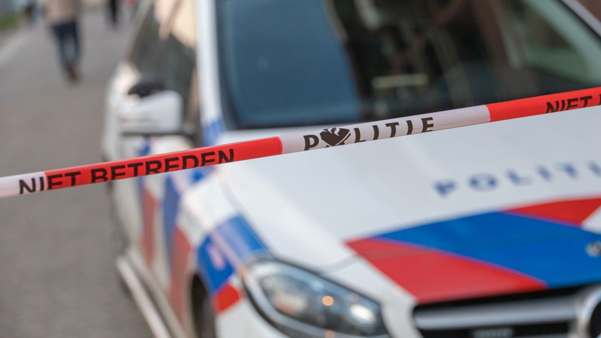 Drie gewonden bij ongeluk met meerdere autp's op A6 bij Sint Nicolaasga