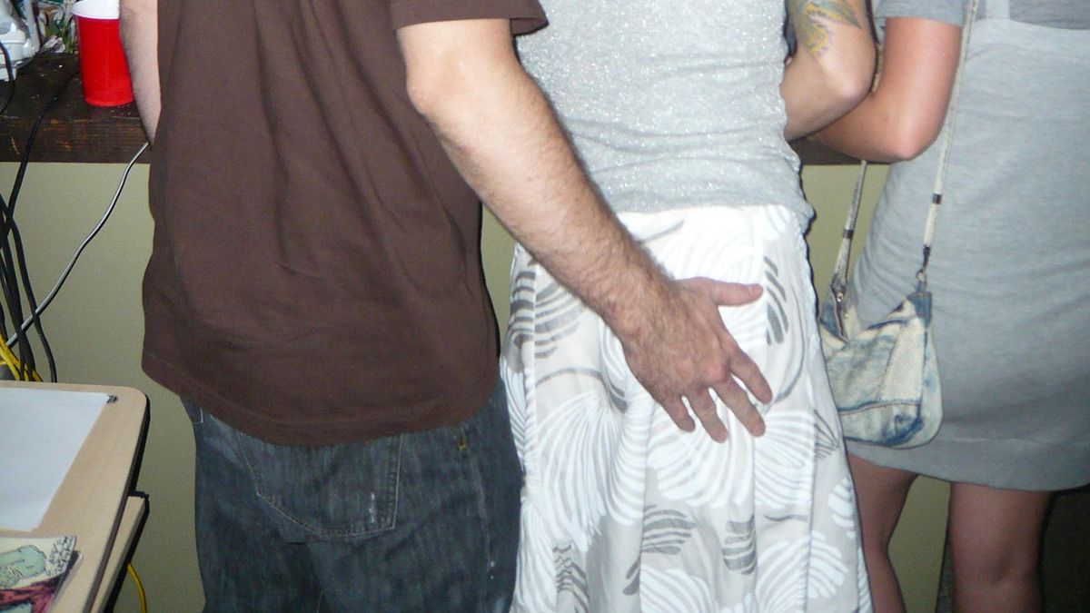 Man uit Punthorst wrijft vrouw over billen in kroeg Meppel en krijgt werkstraf