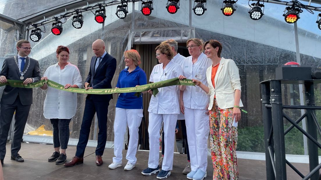 Ernst Kuipers opent 'voorbeeld ziekenhuis' van Isala in Meppel