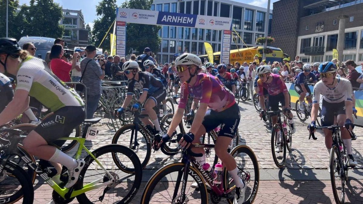 LIVE · NK Wielrennen begint op de markt in Nijmegen
