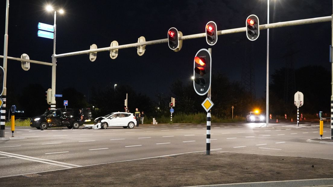 Auto's op de kruising