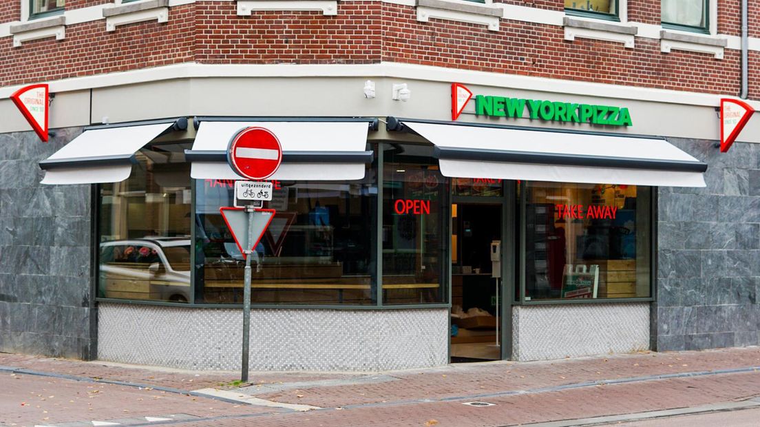 Zo ziet de gerestaureerde pizzeria er nu uit.