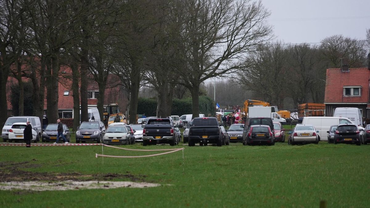Toenemende drukte in Wijster bij illegale kerstmarkt van Forum voor Democratie