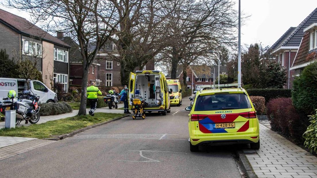 Meerdere ambulances kwamen ter plaatse, net als een traumahelikopter.