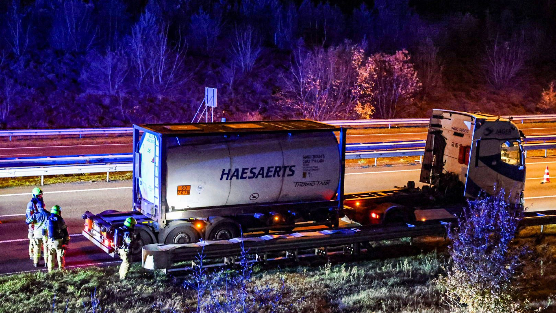Gewapende overval • kapotte rem vrachtwagen met gevaarlijke stoffen