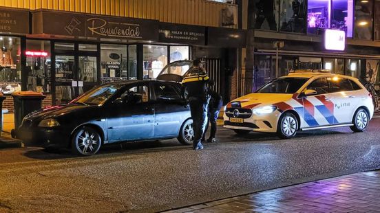 Man probeert te vluchten nadat politie hem klemrijdt