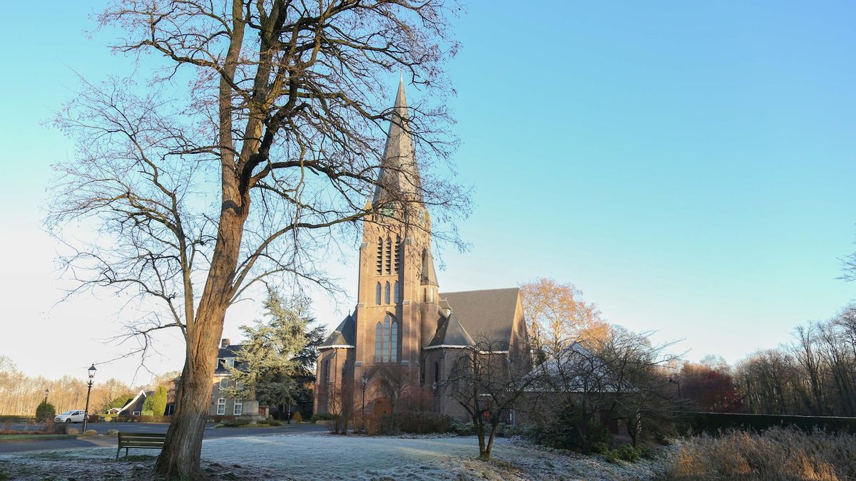 Kardinaal Eijk: nog één overtreding en geen kerkdiensten meer in Plechelmuskerk Saasveld