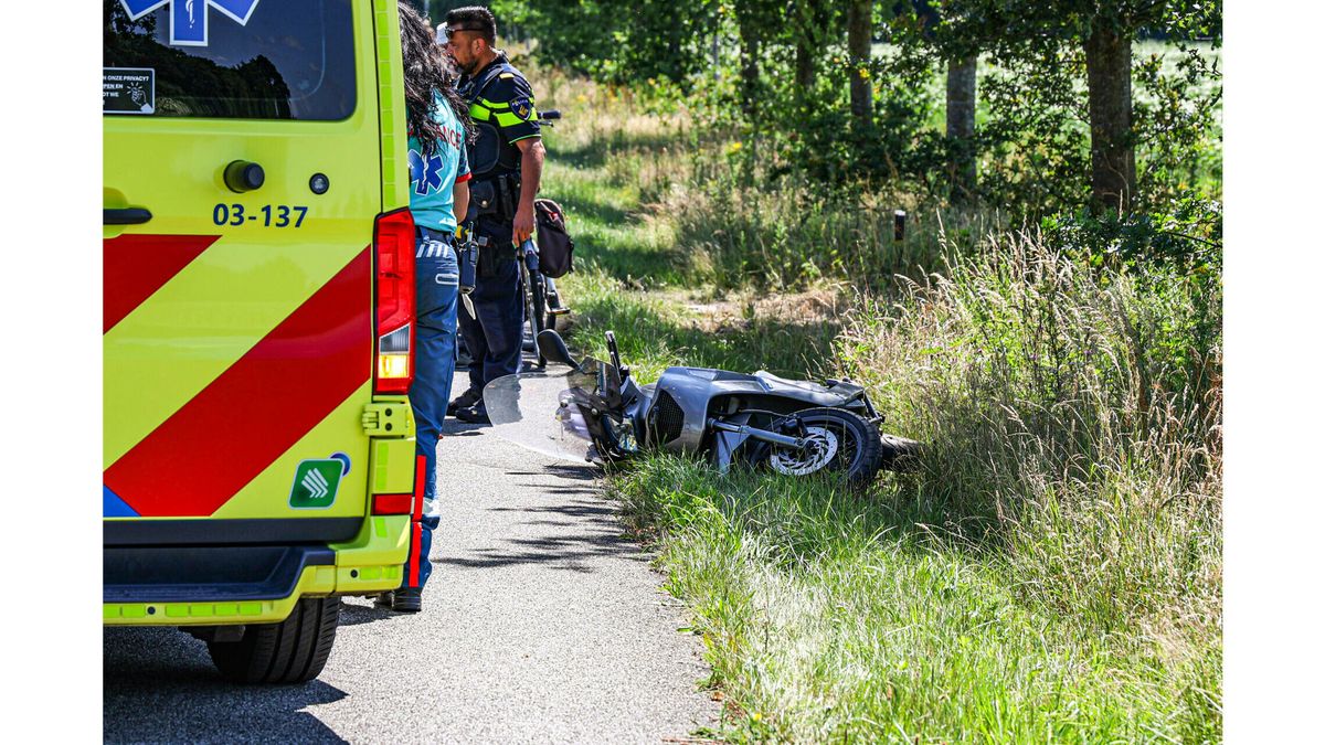 Scooterrijder gewond bij ongeluk in Klazienaveen