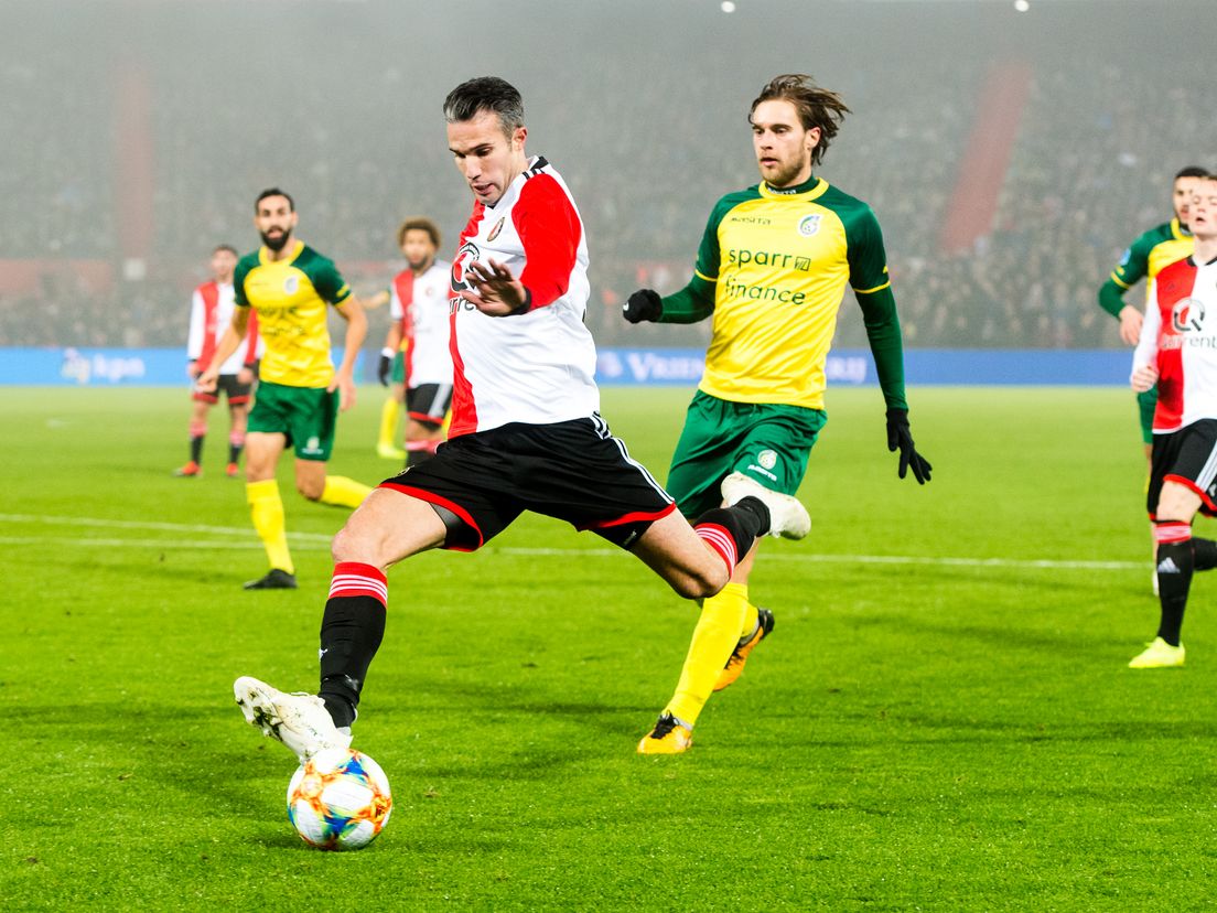 Feyenoord-Fortuna Sittard eerder dit seizoen. In Limburg speelt Robin van Persie zijn laatste wedstrijd (Bron: VK Sportphoto - Yannick Verhoeven)