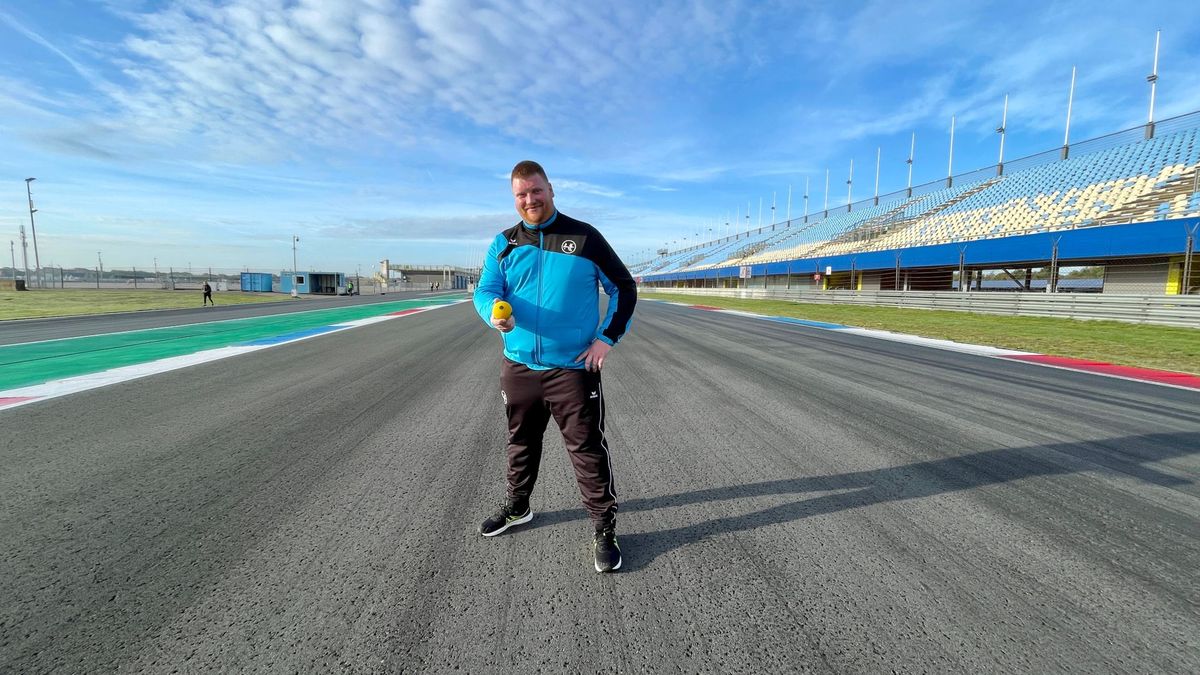 Klootschieters naar TT Circuit voor Drents kampioenschap: 'Je hoopt dat het iets losmaakt'