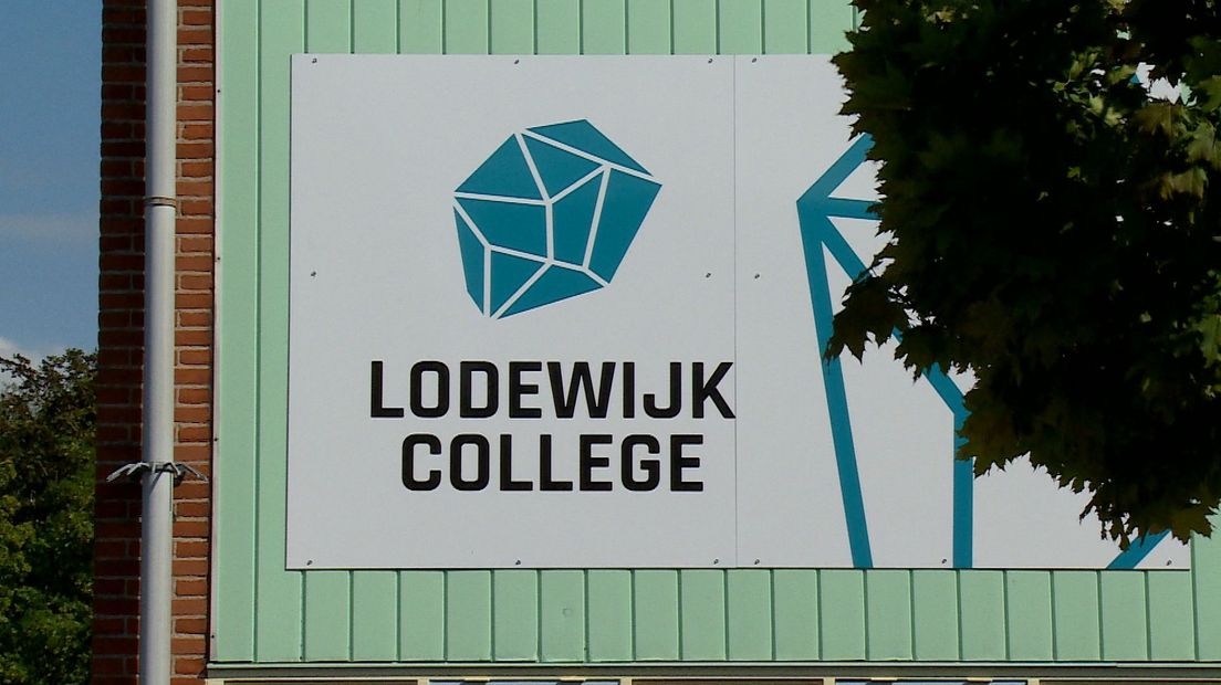 Het Lodewijk College in Terneuzen.