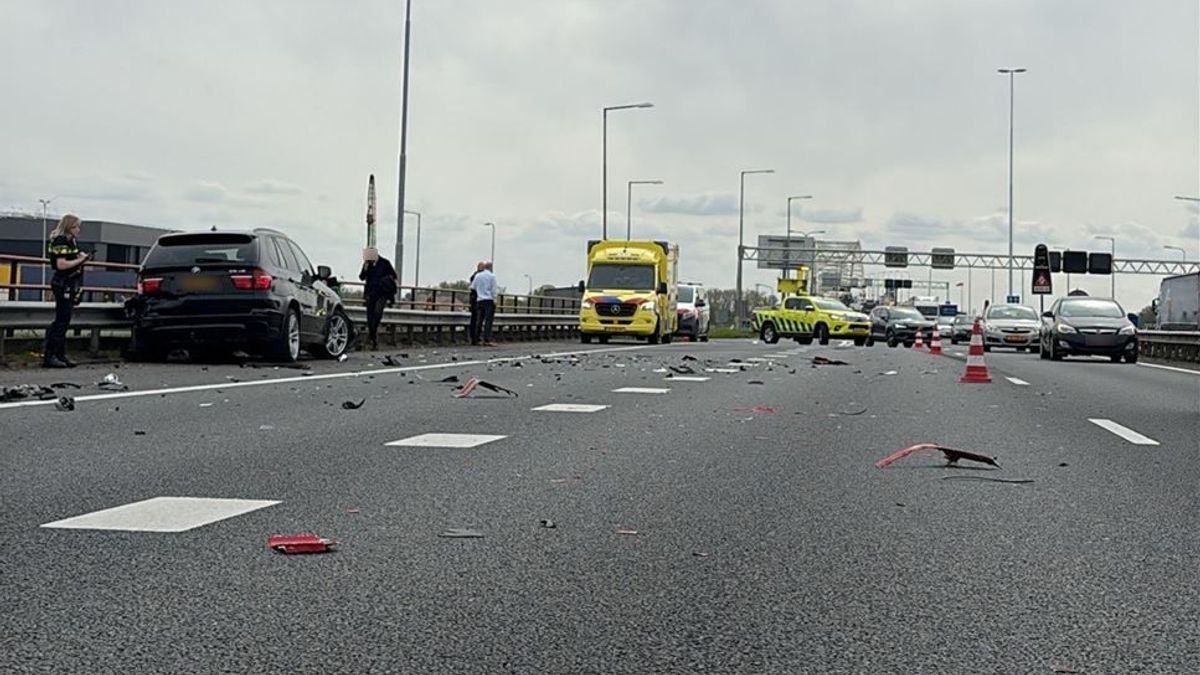 Ongeluk leidt tot afsluiting snelweg, verkeer loopt vast bij Gorinchem