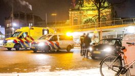 112-nieuws: Automobilist schept fietser op Stationsplein • Automobilist in de vangrail op A7