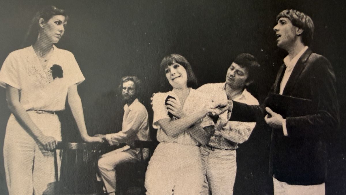 Guus Jacobs (82) van cabaretgroep Rommedoe overleden