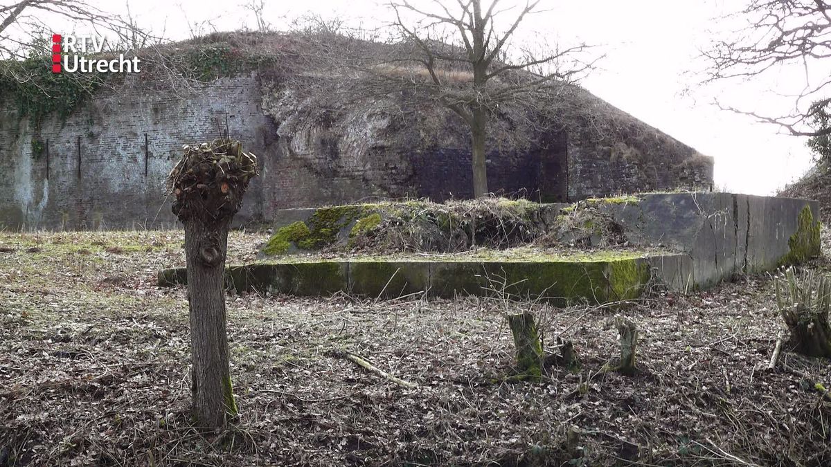 Bezoek aan fort Tienhoven voor het Fortenfestival