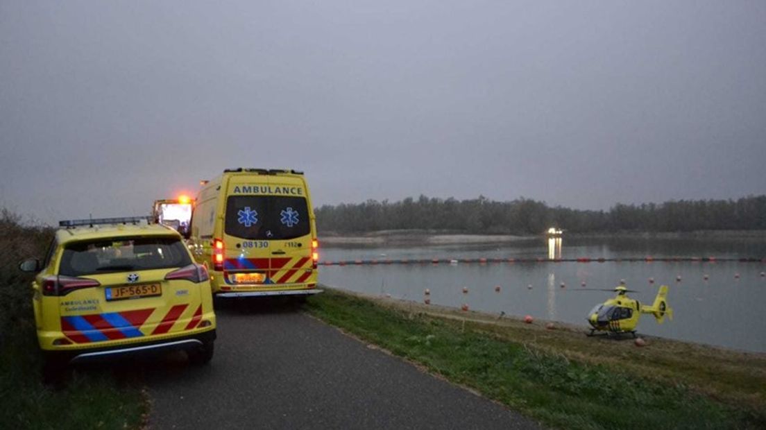 De bromfietser die donderdagochtend zwaargewond raakte bij een verkeersongeval in Haalderen (gemeente Lingewaard) is in het ziekenhuis overleden. Volgens de politie gaat het om een 49-jarige man uit Gendt.