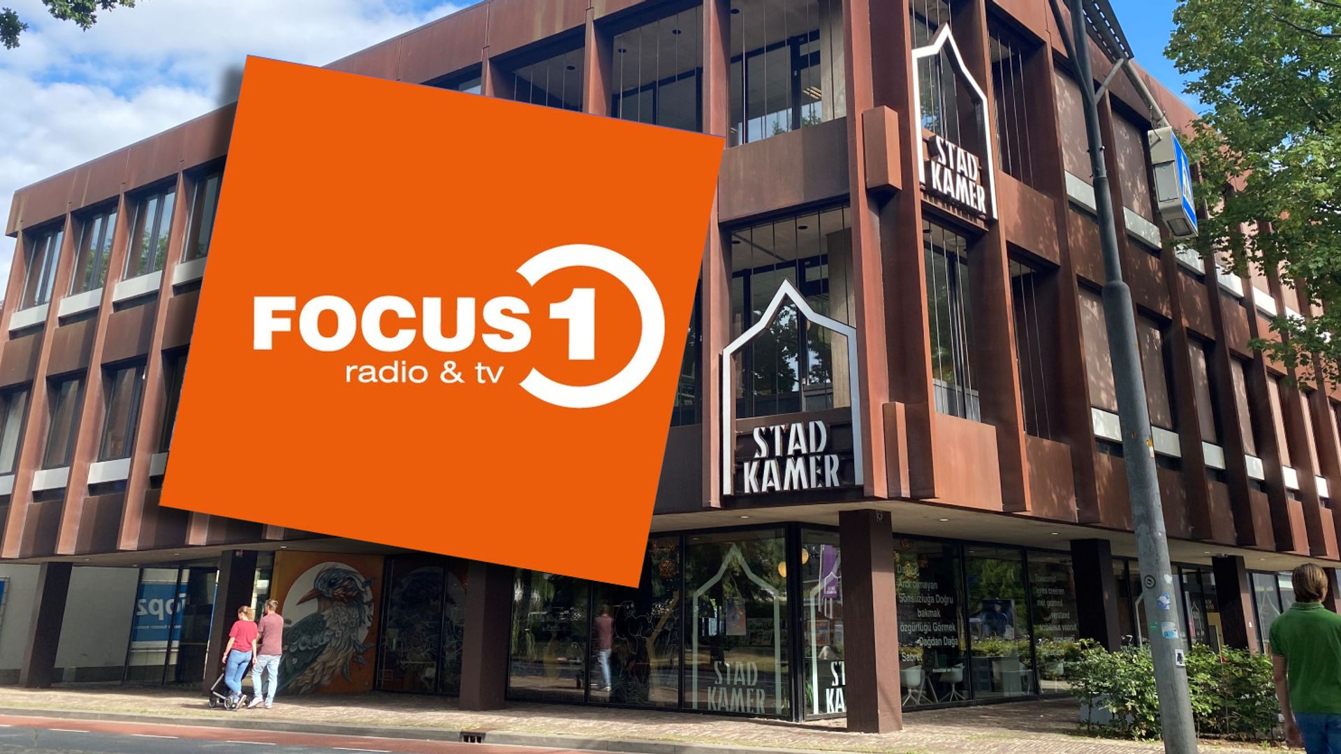 Oud-stagiairs ervoeren het werken bij de lokale omroep van Zwolle onder meer als sociaal onveilig