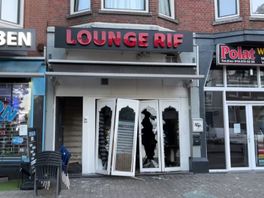 Beelden van de ravage als gevolg van de explosie bij de shishalounge aan de 2e Middellandstraat