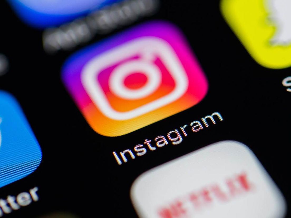 Man zet zichzelf als dief in de etalage op Instagram