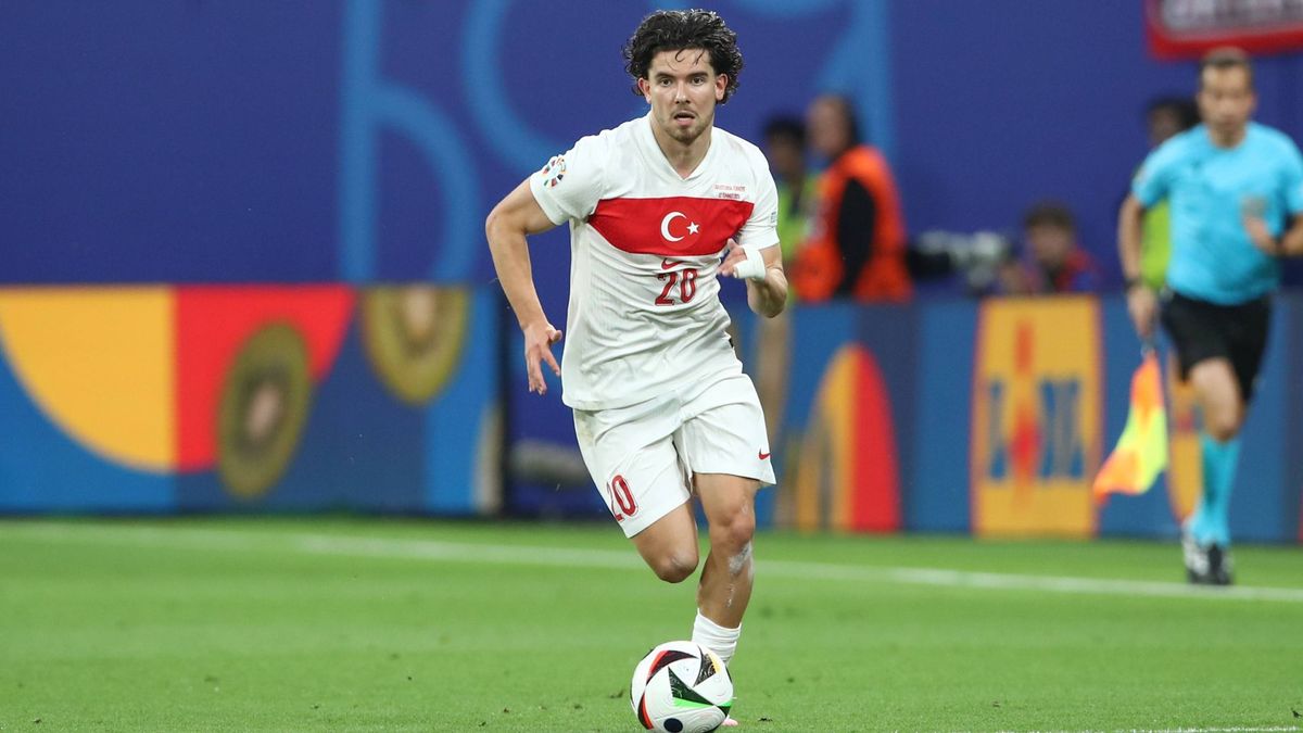Kadioglu met Turkije naar WK • Daan Huisman naar Volendam