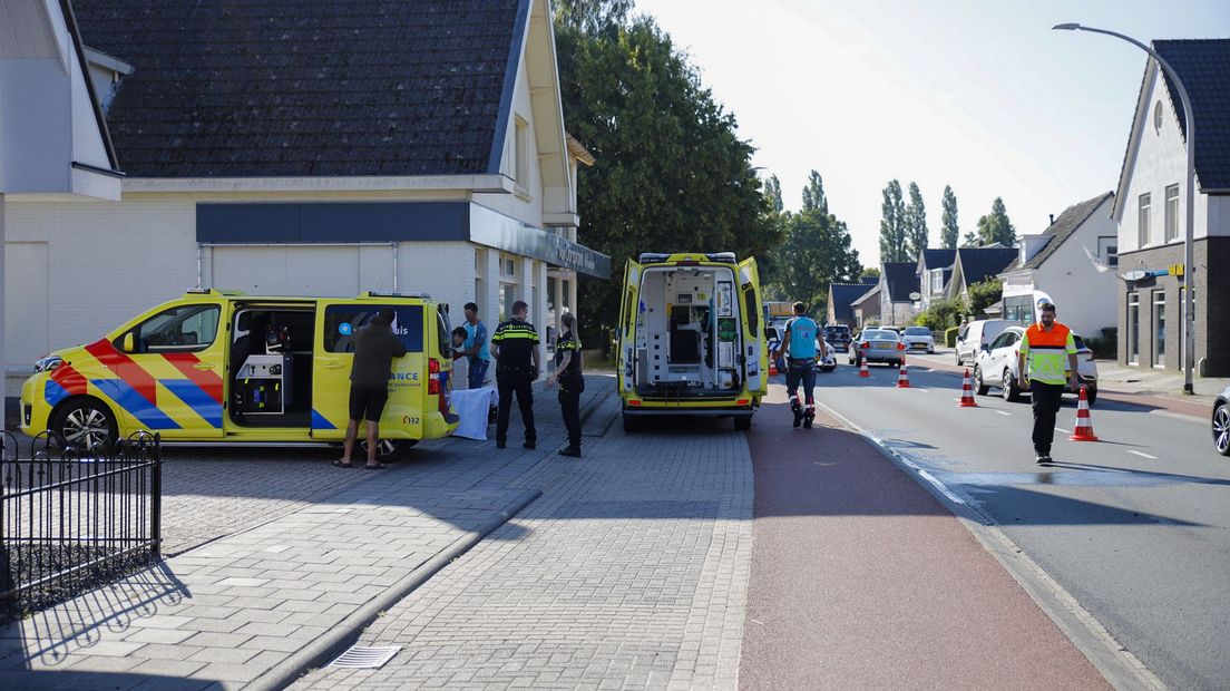 Het ongeluk gebeurde rond 9.30 uur op de Eerbeekseweg in Loenen.