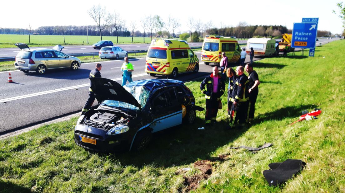 Ongeluk op de A28 (Rechten: Persbureau Meter)