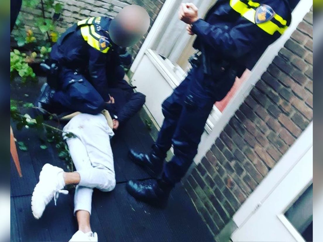 De arrestatie van de 21-jarige Rotterdammer.