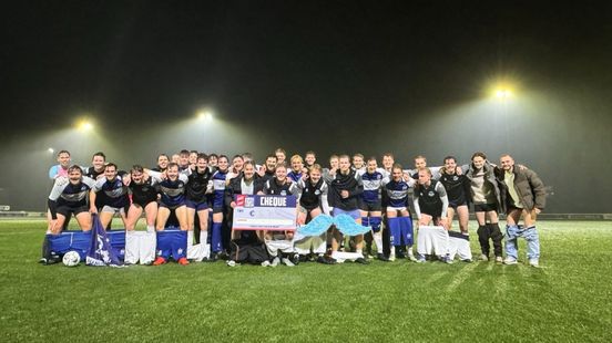 ZIEN | FC Roekie Toekie en Hangover 96 scoren 5381 euro voor kankeronderzoek