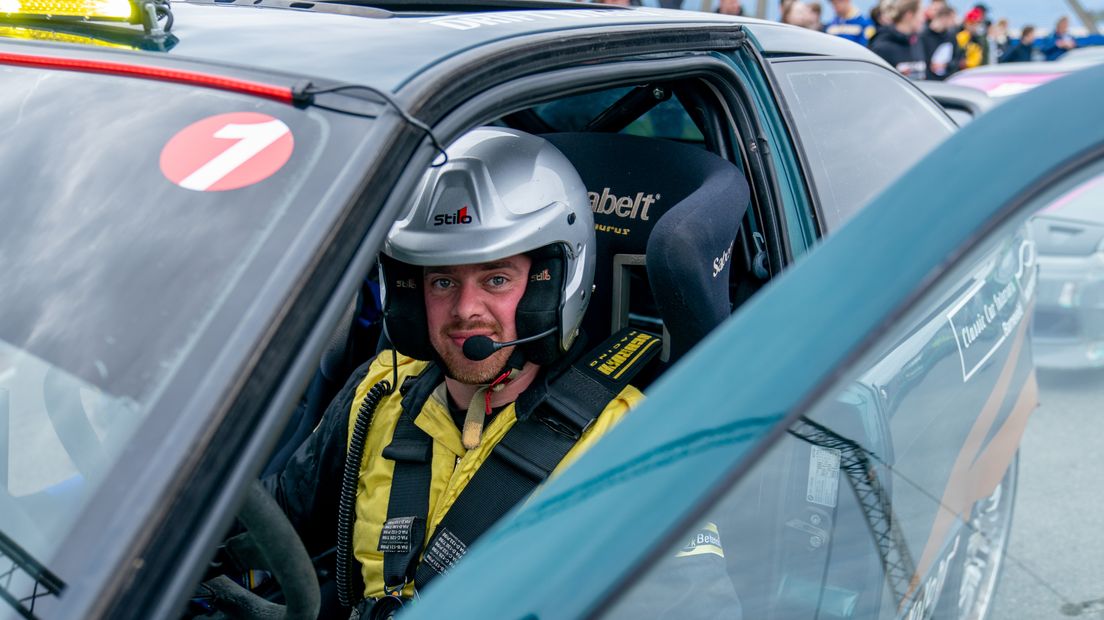 Ronkende motoren en dure showmodellen op TT Circuit Assen 