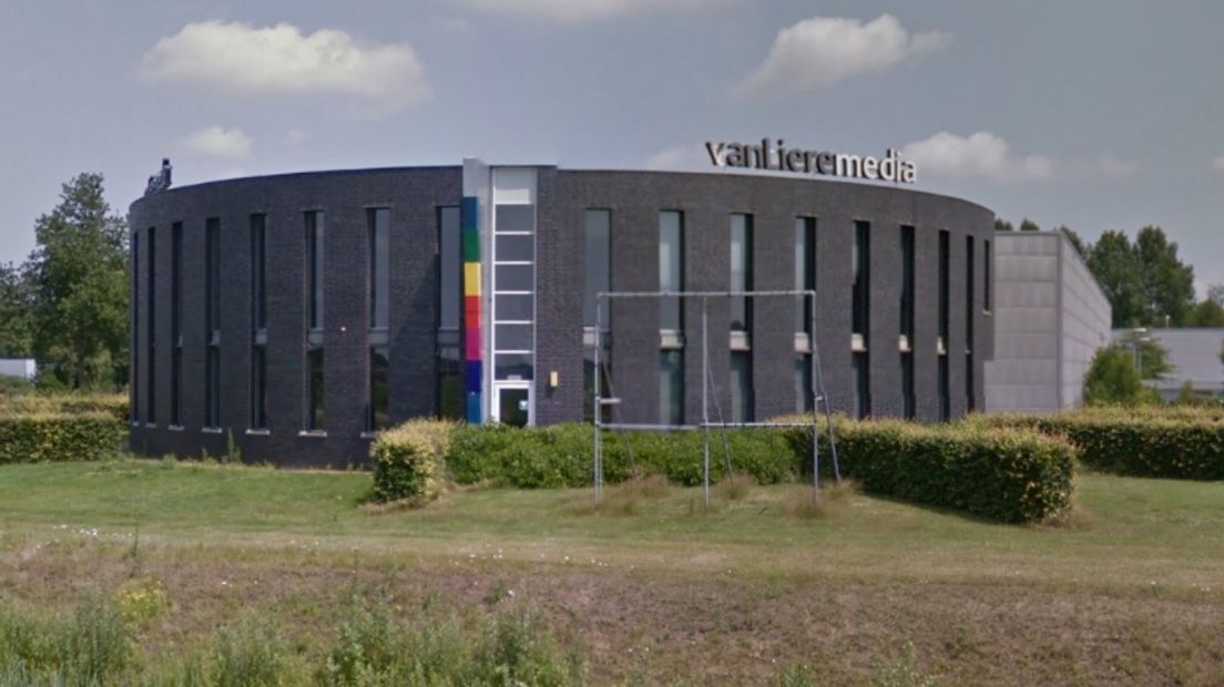 Het pand van Van Leire Media in Emmen (Rechten: Google Streetview)