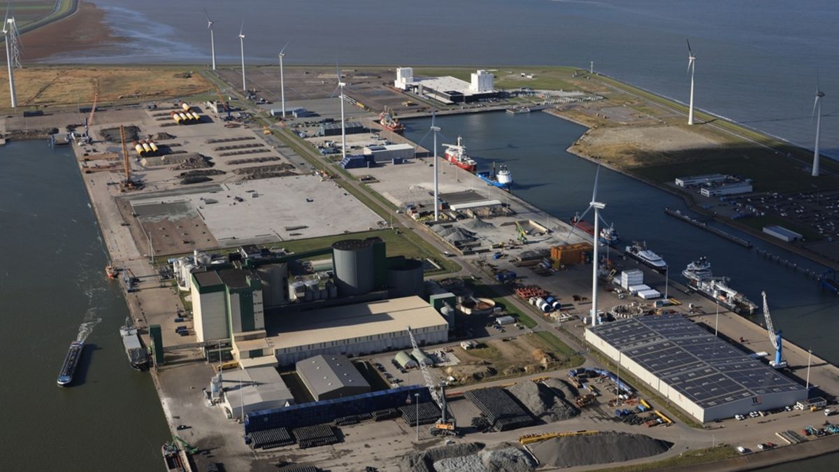 Voor de veerboot naar Noorwegen wordt een nieuw stukje Groningen gemaakt