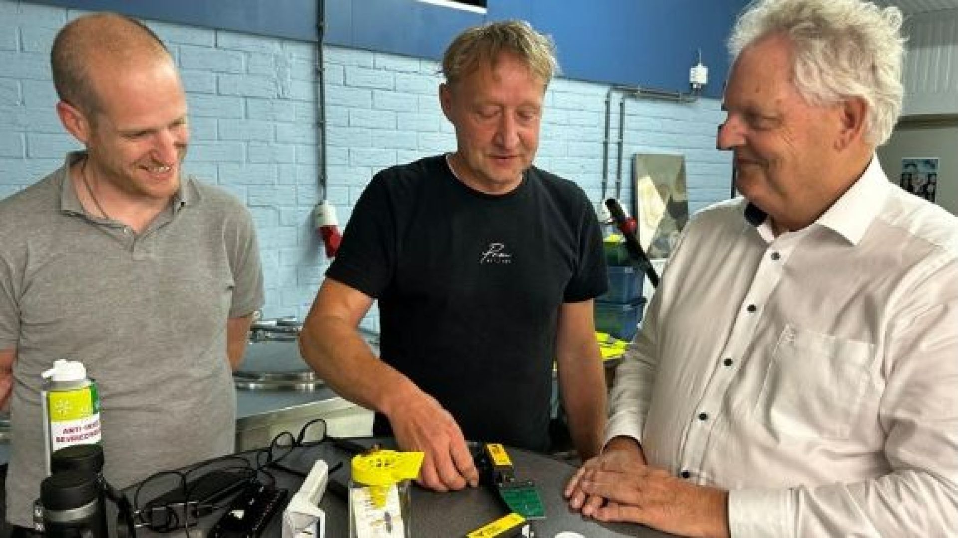 Zender helpt bij opsporen nesten van Aziatische hoornaar in Berkelland.
