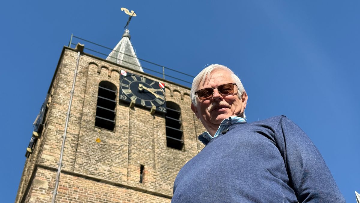 Deze kerktoren werd ooit ingekort om instorten te voorkomen