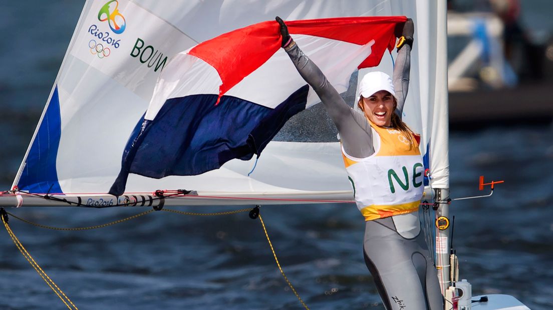 Marit Bouwmeester wint goud op de Olympische Spelen.
