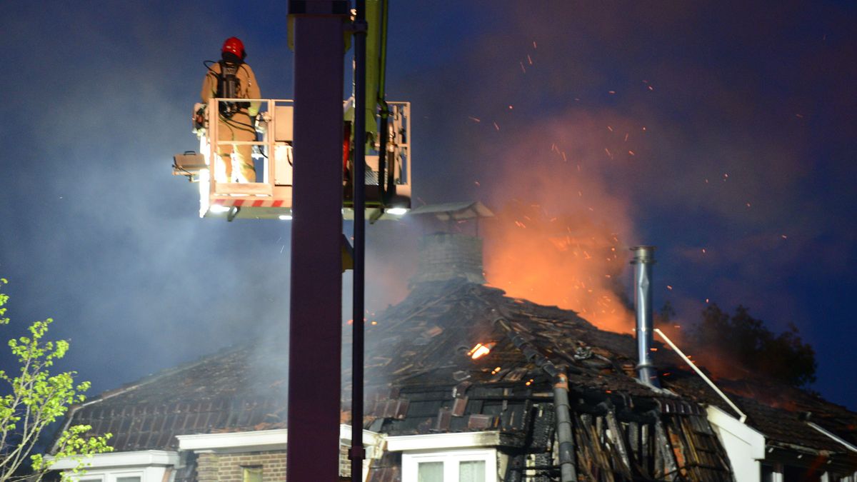Brand in Paterswolde na drie uur blussen onder controle (update)