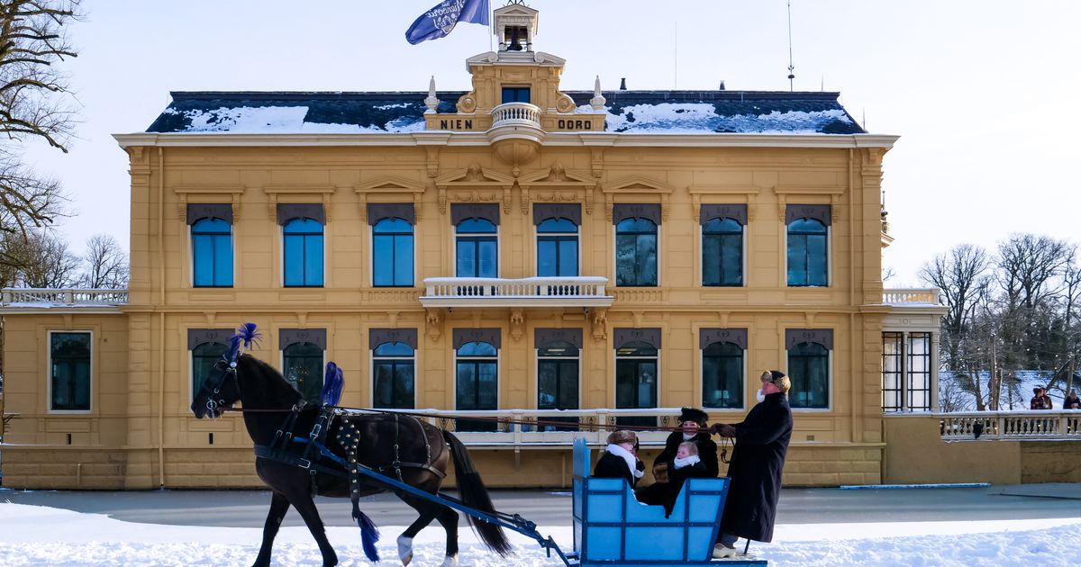 Snow Sledding Adventure: Rare Journey Over Landgoed Nienoord