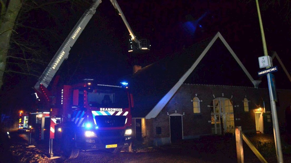 Brand in oude boerderij Enschede