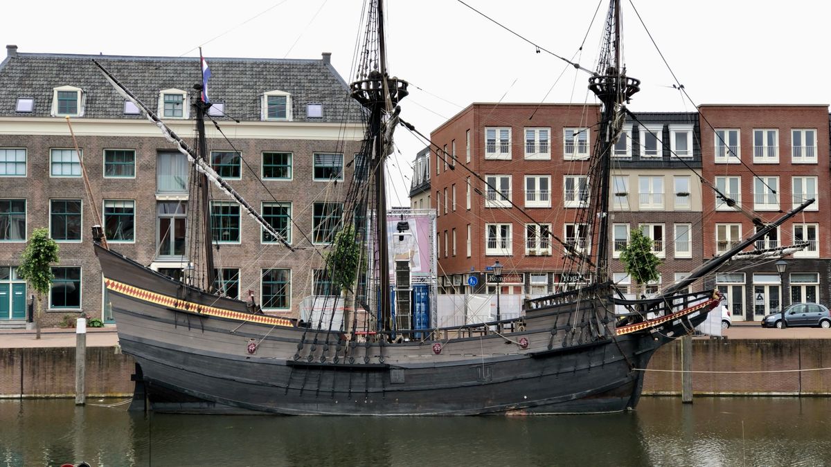 VIDEO: Rondleiding door VOC-replica De Halve Maen in Delfshaven